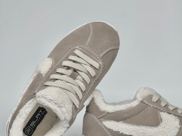 Жіночі кросівки зима 25-207 к\з - Основні контакти 05