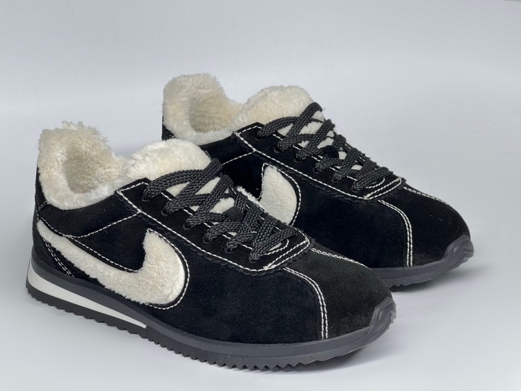 Жіночі кросівки зима 25-207 ч\з - Основні контакти 02
