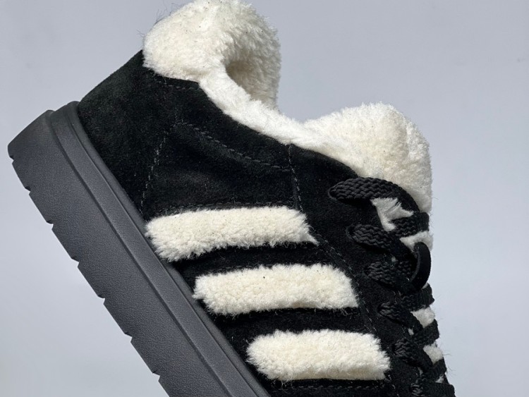 Жіночі хутряні кросівки 25-215 ч\з - Основні контакти 04