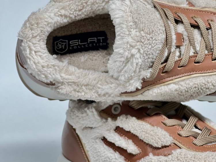 Жіночі  хутряні кросівки 25-931 руді - Основні контакти 04