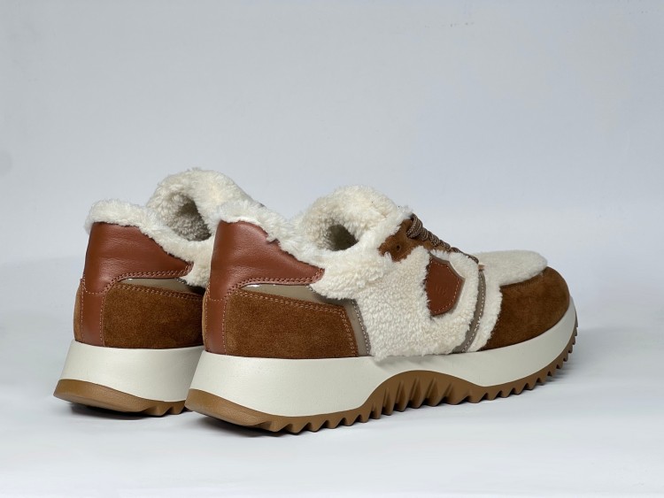 Жіночі  хутряні кросівки 25-325 руді - Основні контакти 04