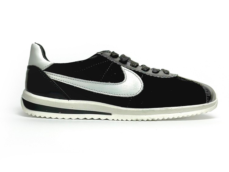 Жіночі кросівки  25-107 чорні - Основні контакти 01 