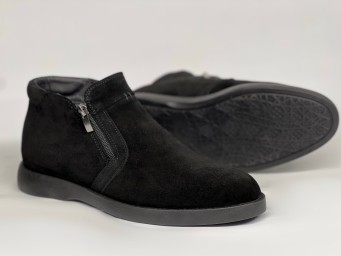 Чоловічі ботинки на хутрі  25-50 ч\з - Основні контакти 